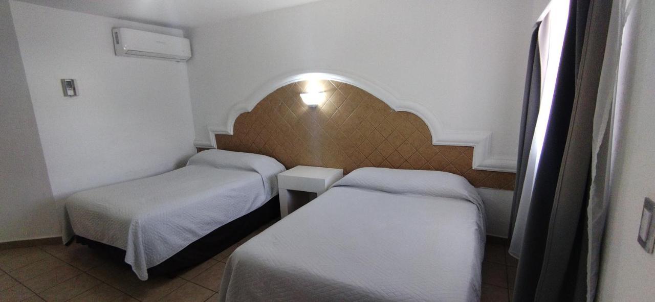 Hotel Casa Blanca Heroica Caborca Eksteriør billede